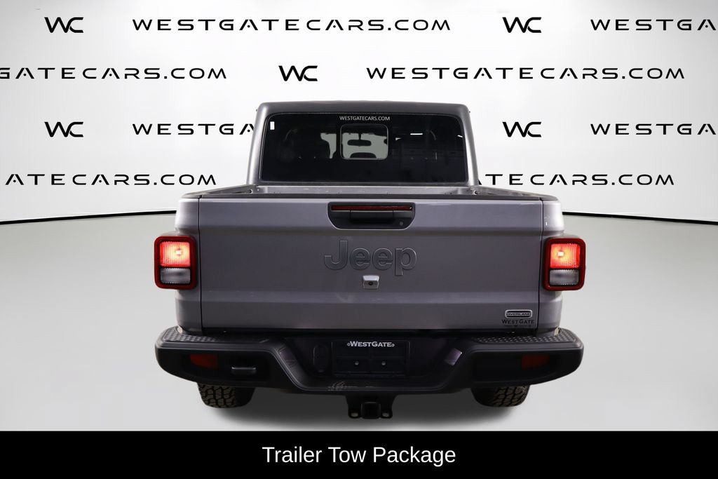 Used 2020 Jeep Gladiator Overland w/ Trailer Tow Package AWD/4WD image 4