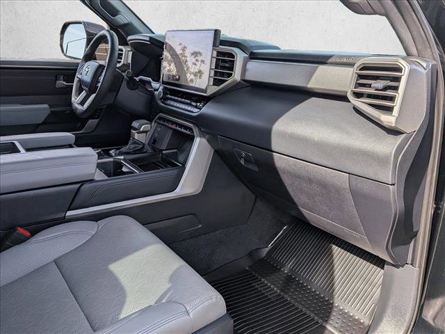 Used 2025 Toyota Tundra Limited AWD/4WD image 26