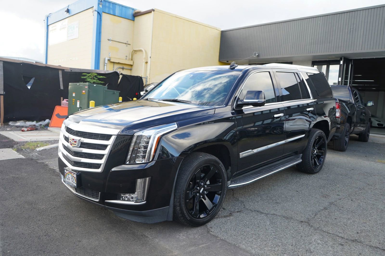 Used 2016 Cadillac Escalade 2WD image 5