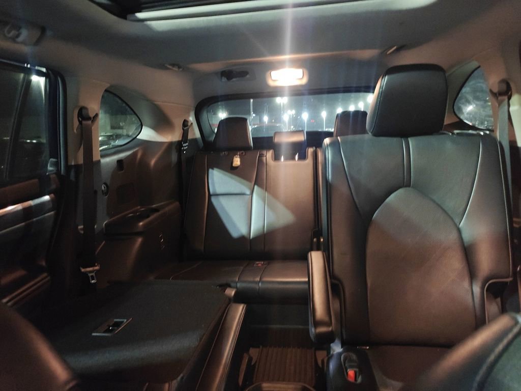 Used 2022 Toyota Highlander Platinum image 13