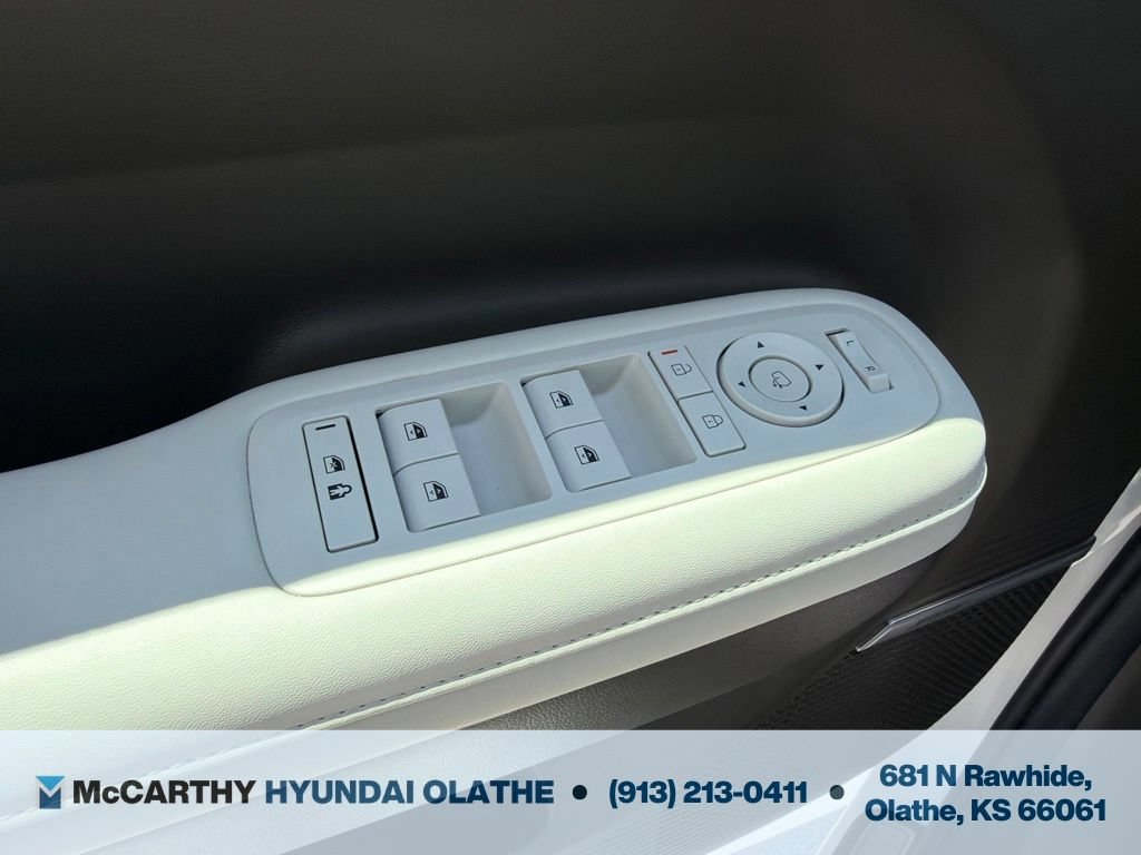 Certified 2025 Hyundai Santa Fe Calligraphy AWD/4WD image 35