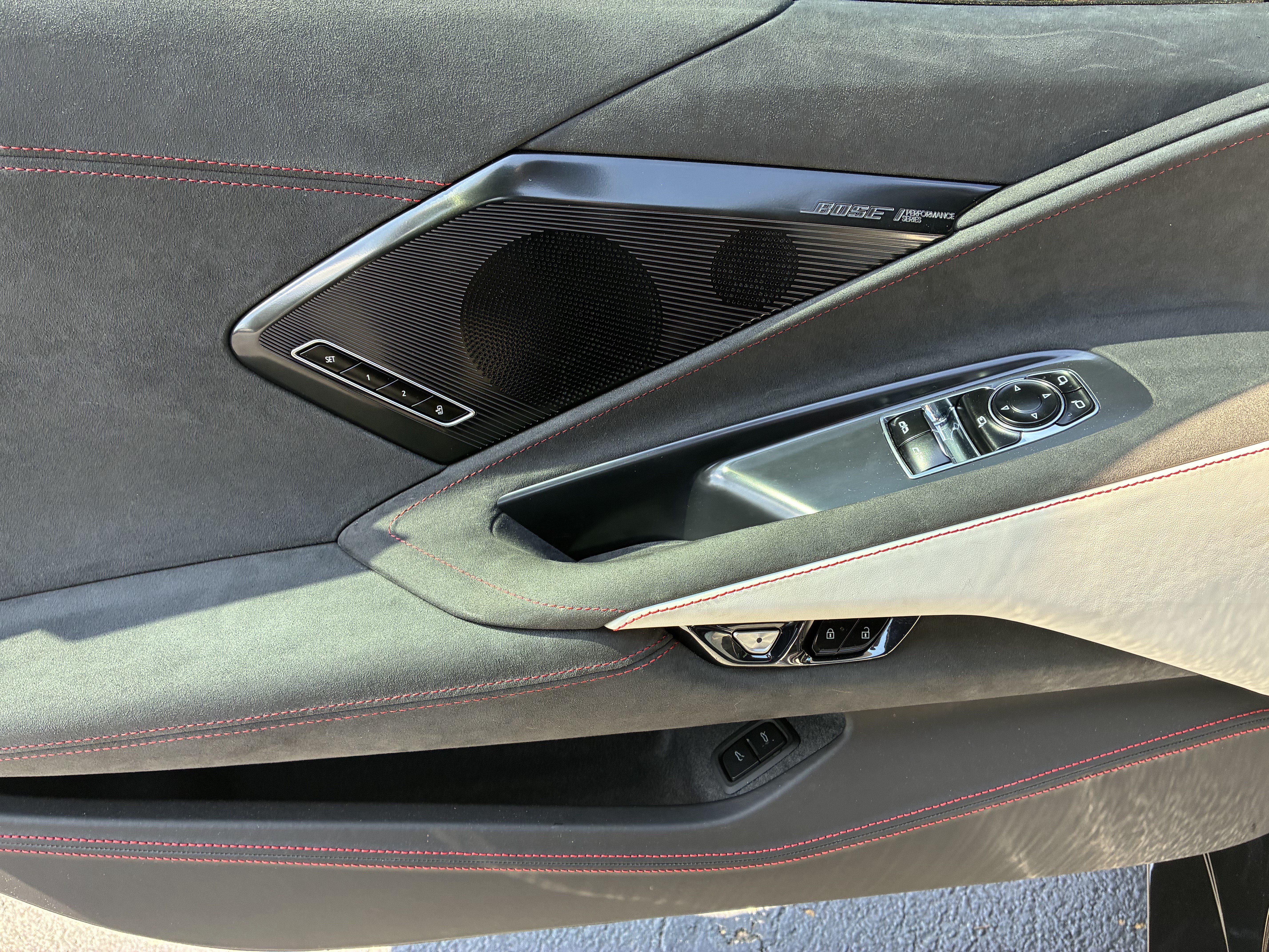 Used 2023 Chevrolet Corvette Stingray Premium Cpe w/ Z51 Performance Package RWD image 11