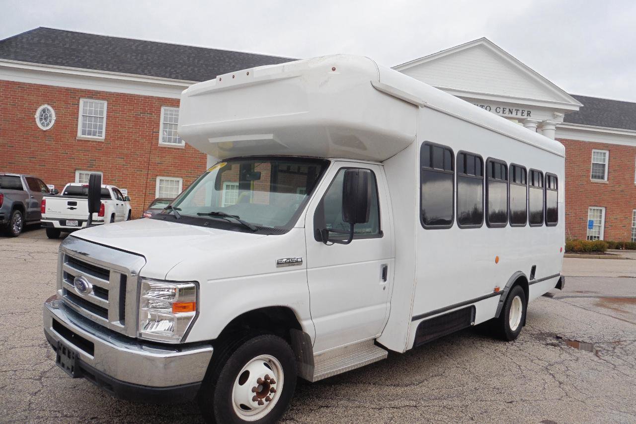 Used 2017 Ford E-450 and Econoline 450 Super Duty w/ Shuttle Bus Prep Package image 10