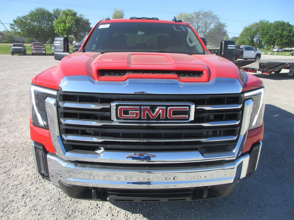 New 2026 GMC Sierra 3500 SLE w/ SLE Value Package AWD/4WD image 12