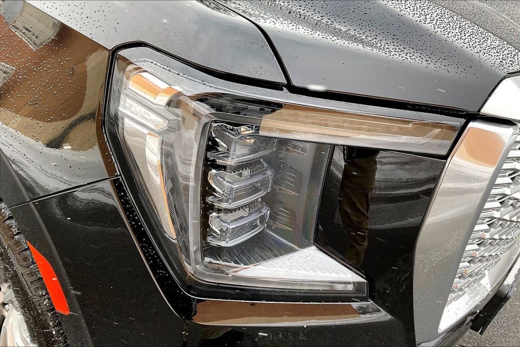 Used 2021 GMC Yukon Denali image 33
