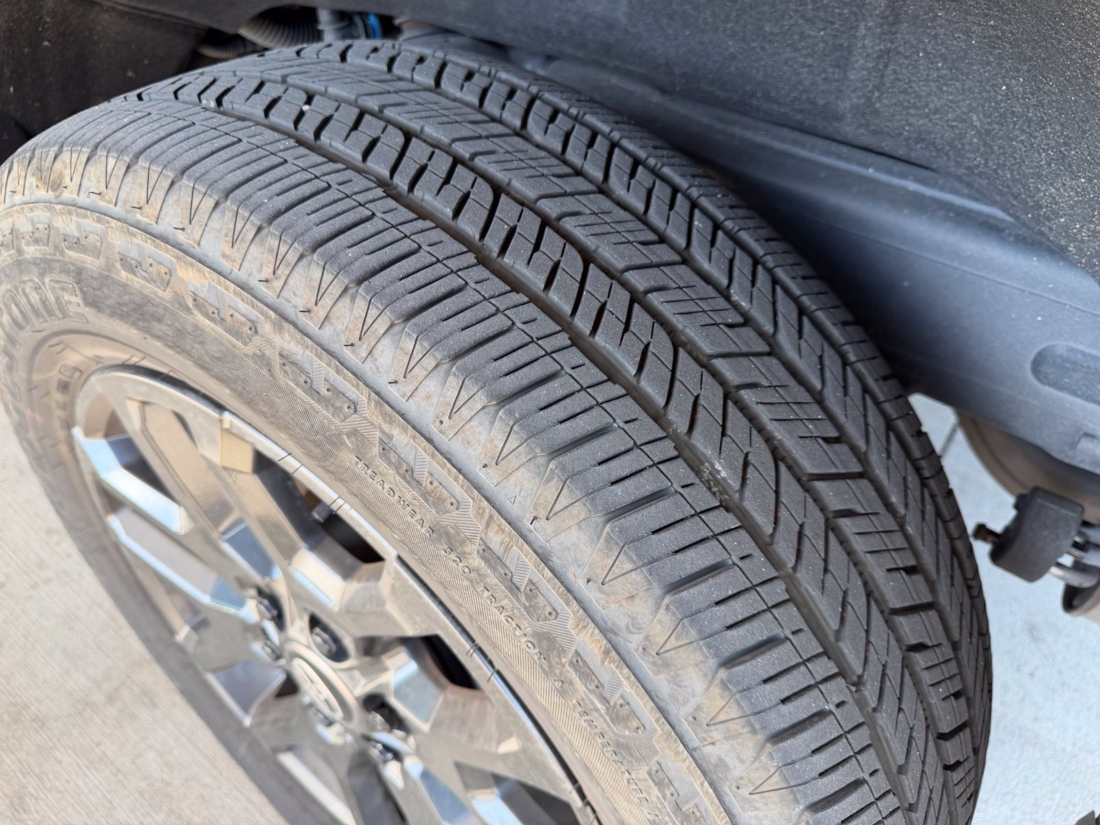 Used 2025 Toyota Sequoia Platinum AWD/4WD image 14