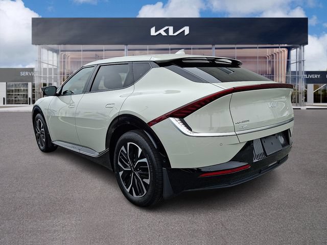 Used 2023 Kia EV6 Wind w/ Wind Technology Package AWD/4WD image 4