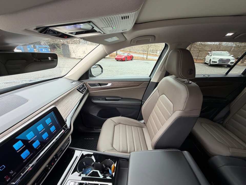 New 2026 Volkswagen Atlas SEL image 28