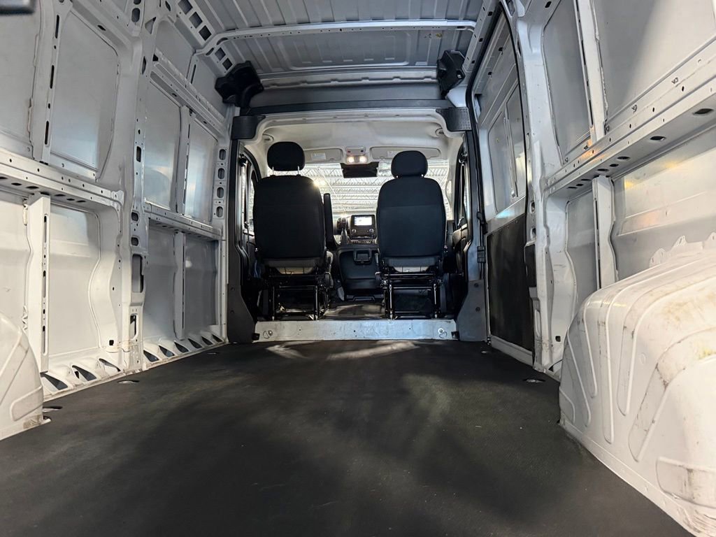 Used 2024 RAM ProMaster 2500 w/ Convenience Group FWD image 23