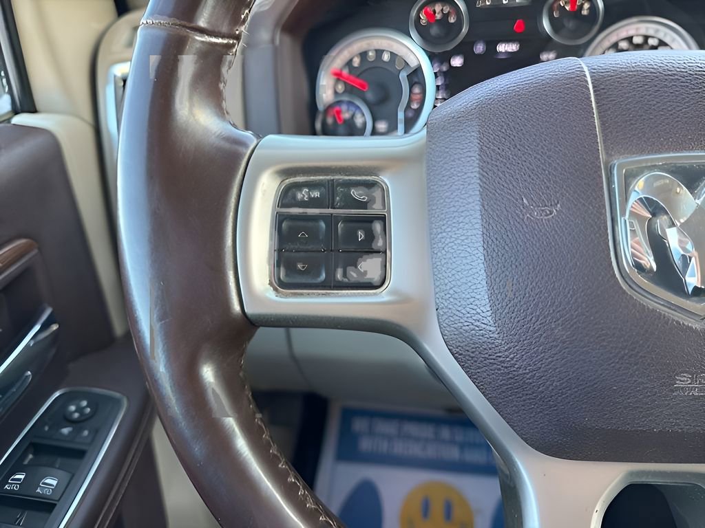 Used 2015 RAM 3500 Laramie image 32
