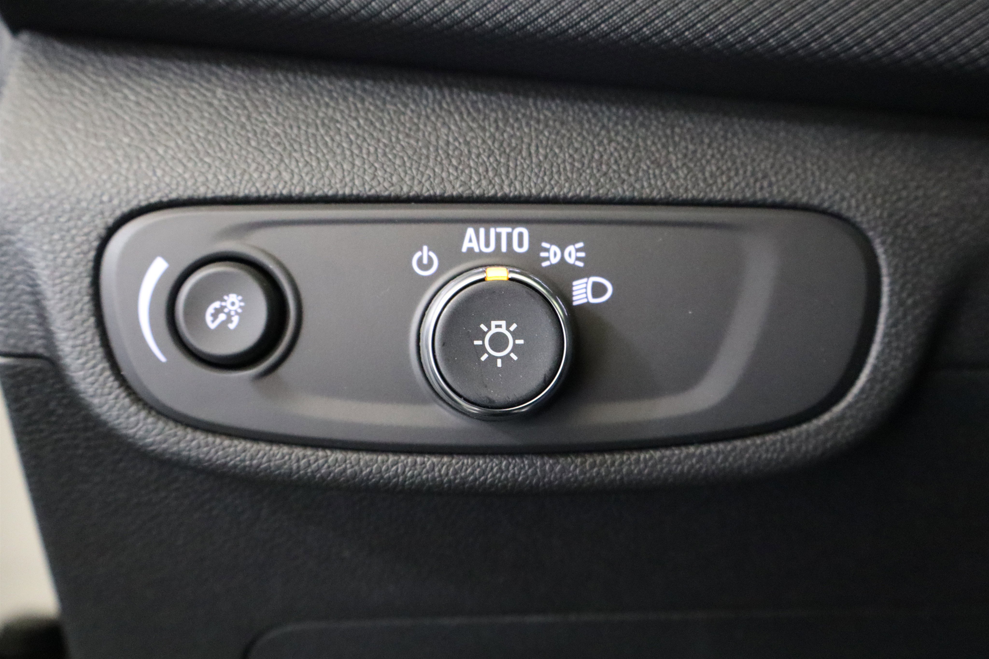 New 2026 Chevrolet TrailBlazer LS w/ LS Convenience Package image 32