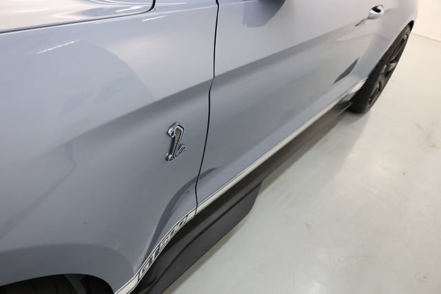 Used 2022 Ford Mustang Shelby GT500 w/ Carbon Fiber Track Pack RWD image 61
