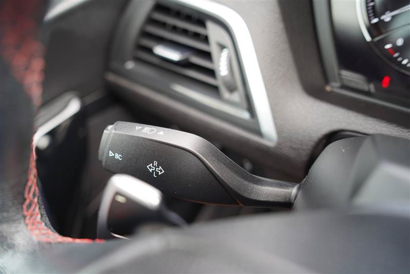 Used 2019 BMW 230i Convertible w/ Premium Package RWD image 65
