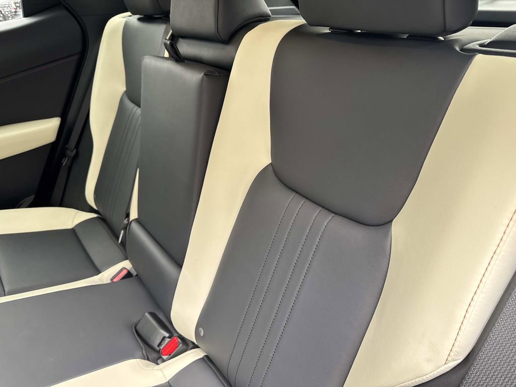 Used 2022 Lexus NX 250 AWD image 14