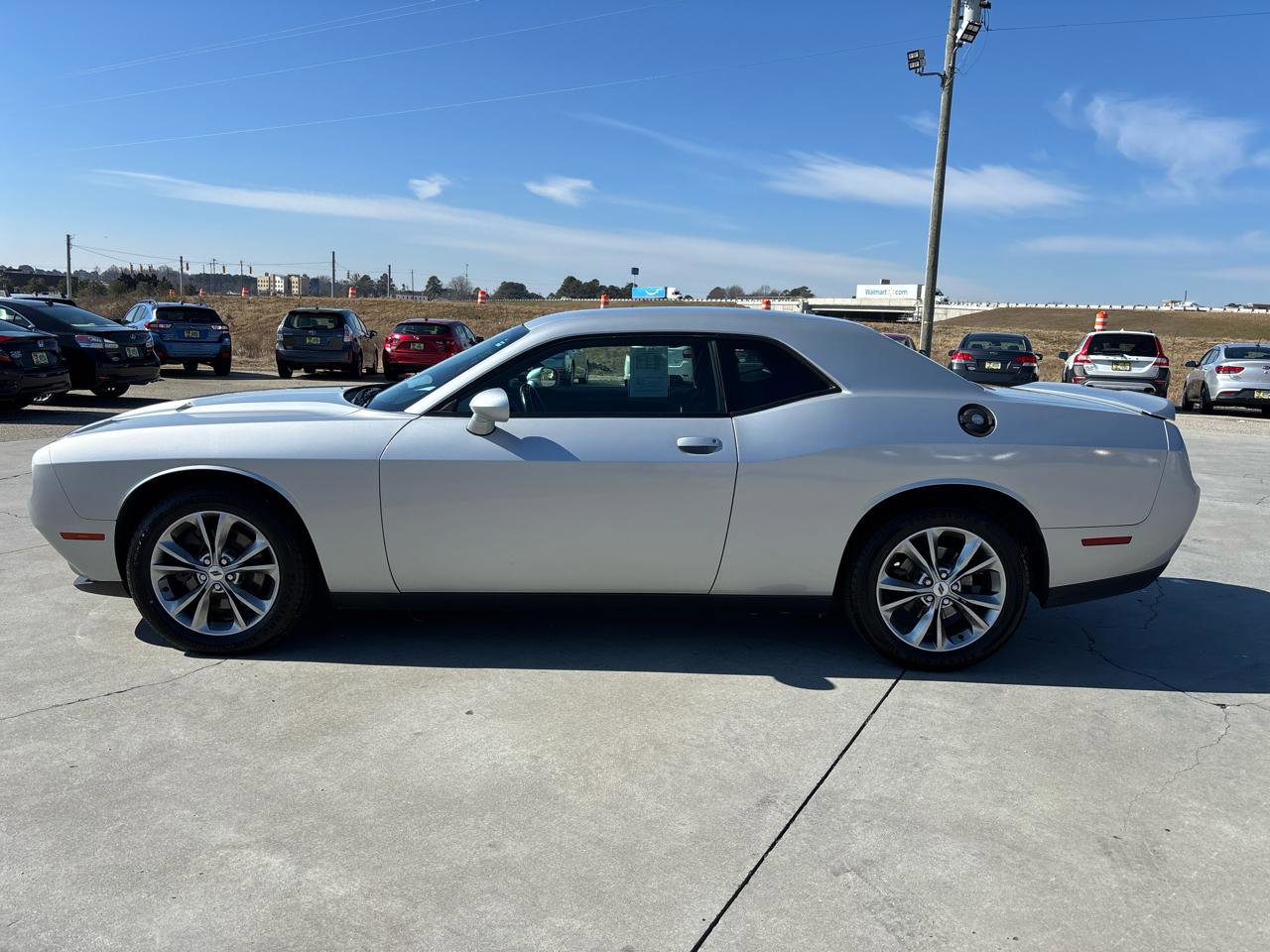 Used 2021 Dodge Challenger SXT image 7