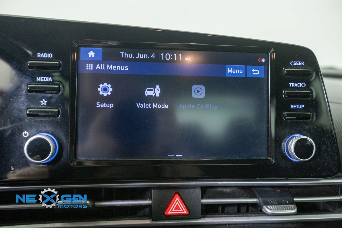 Used 2021 Hyundai Elantra SEL w/ Convenience + Premium Package FWD image 19