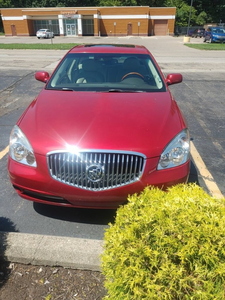 Used 2010 Buick Lucerne CXL w/ Driver Confidence Package FWD image 10