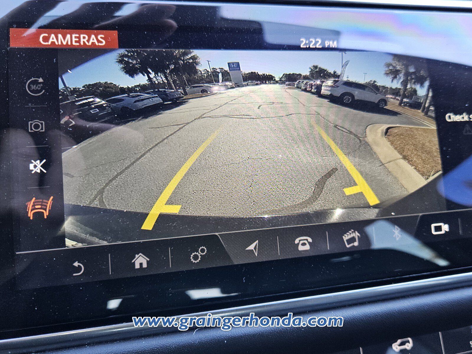 Used 2019 Land Rover Range Rover Sport HST AWD/4WD image 16