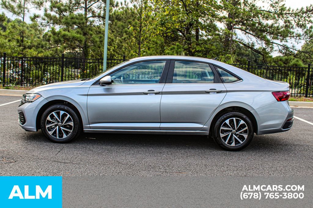 Used 2024 Volkswagen Jetta S FWD image 5