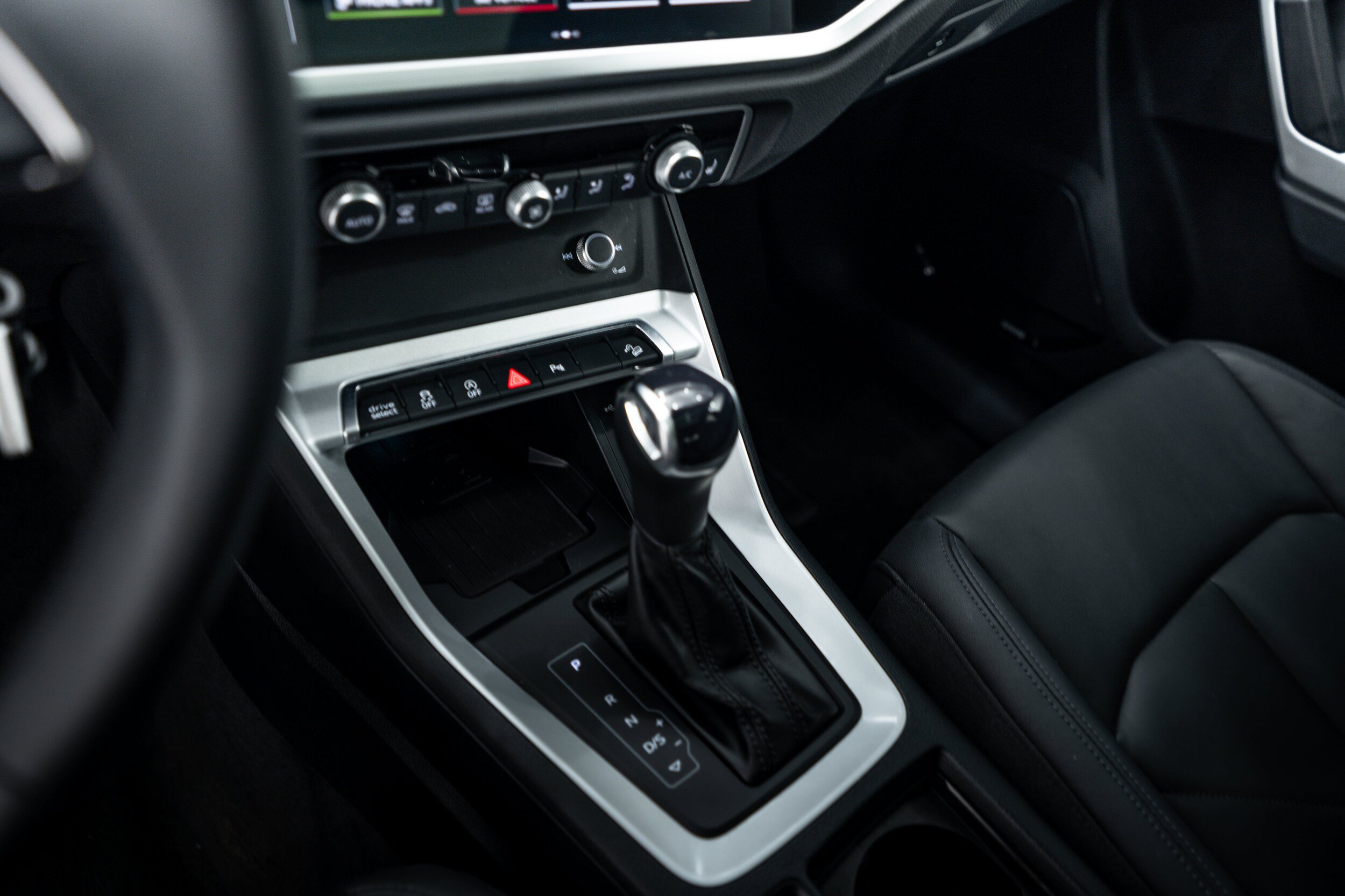 Certified 2023 Audi Q3 2.0T Premium Plus w/ Premium Plus Package AWD/4WD image 11