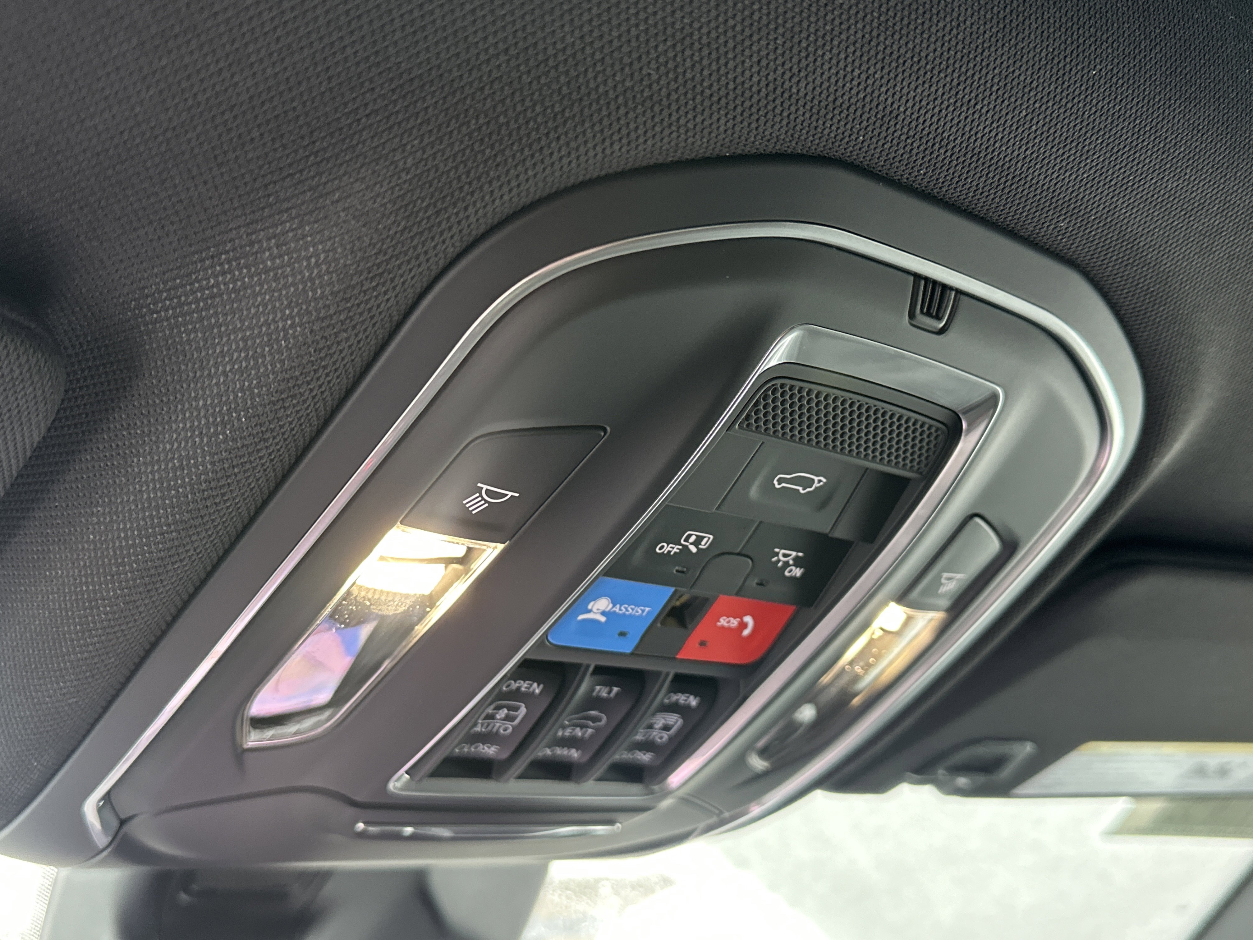 New 2025 Jeep Grand Cherokee Limited image 13