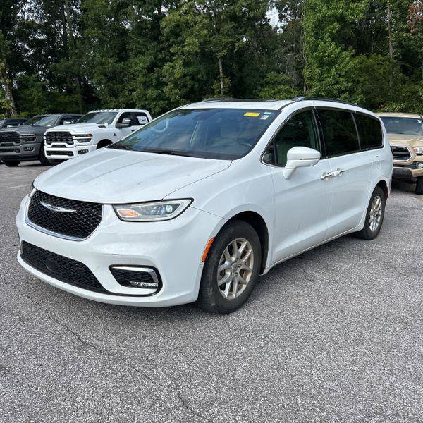 Used 2021 Chrysler Pacifica Touring-L w/ Premium & Safety Sphere Group