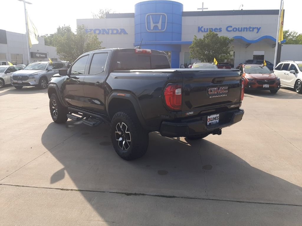 Used 2024 GMC Canyon AT4X AWD/4WD image 8