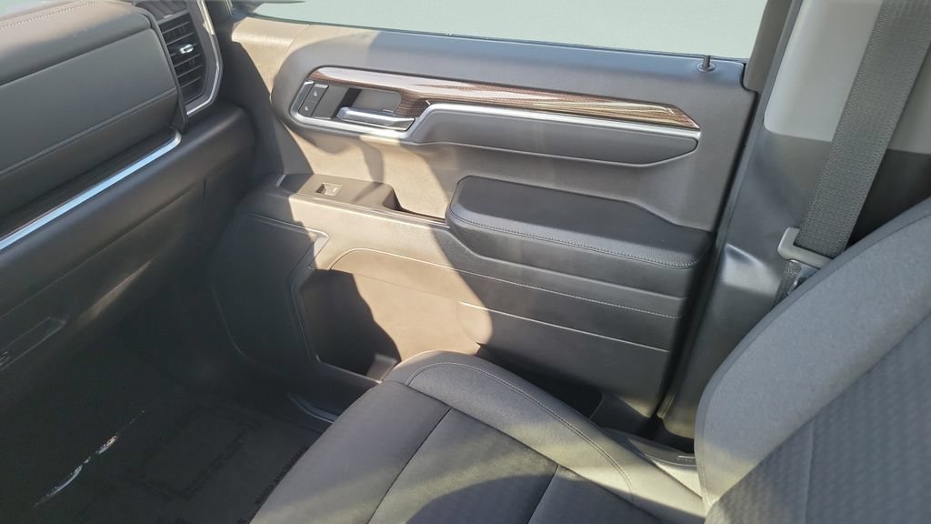 Used 2022 Chevrolet Silverado 1500 RST AWD/4WD image 14