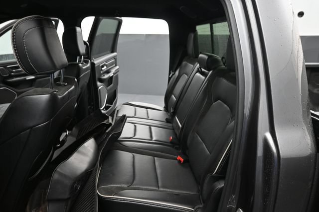 Used 2023 RAM 1500 Laramie AWD/4WD image 10