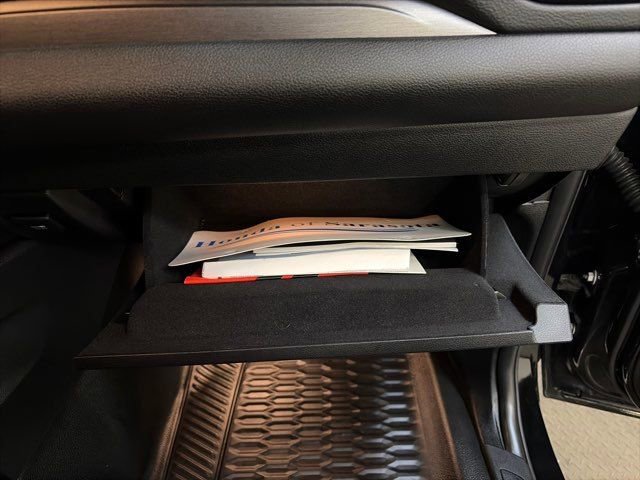 Used 2023 Dodge Durango AWD image 34