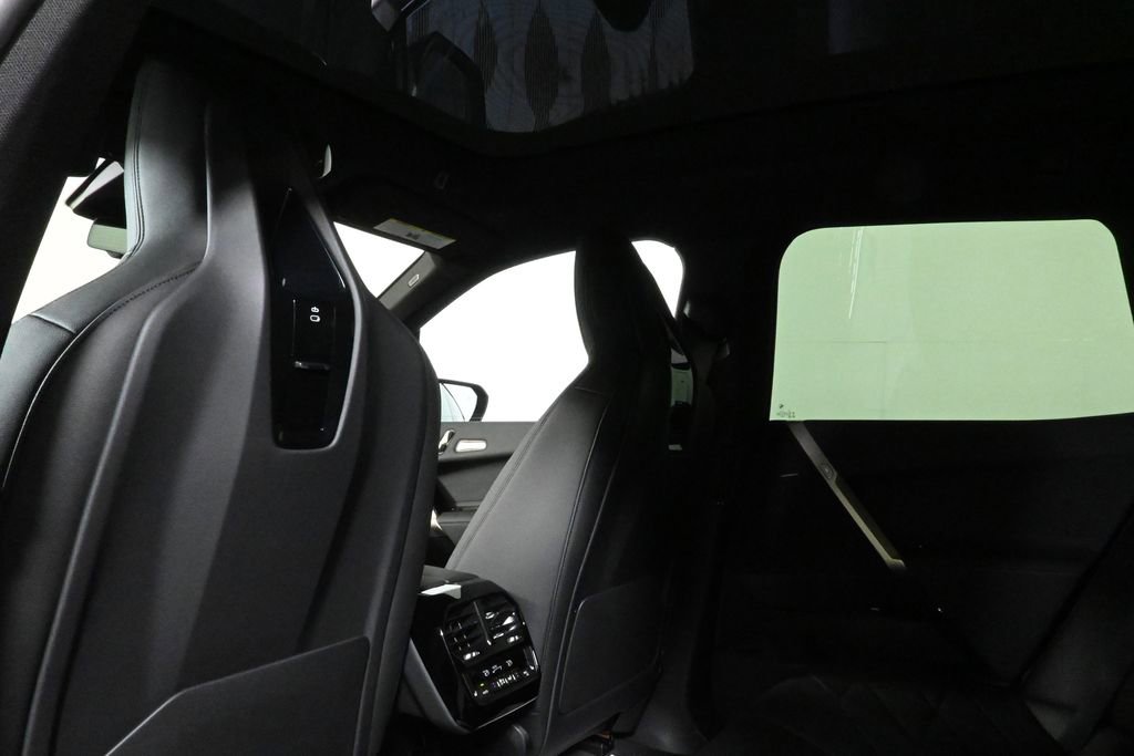 Used 2025 BMW iX xDrive50 w/ Premium Package image 31