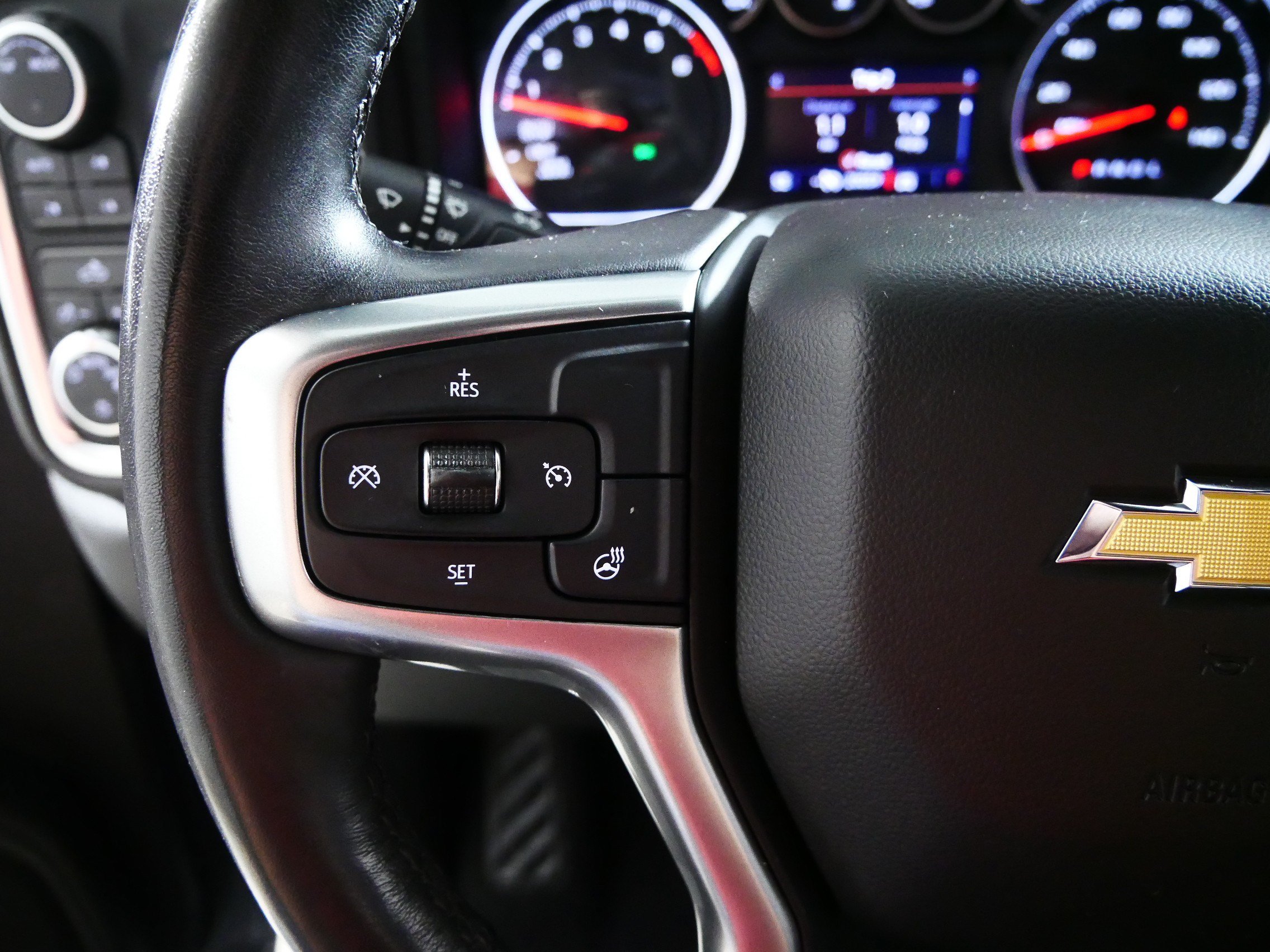 Certified 2020 Chevrolet Silverado 1500 LT w/ All-Star Edition AWD/4WD image 27