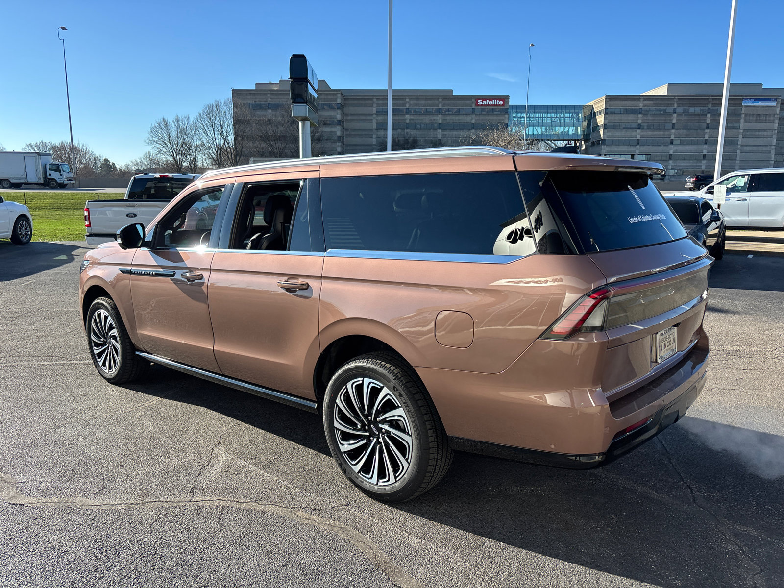 New 2025 Lincoln Navigator L Black Label image 5