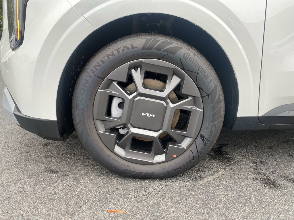 New 2026 Kia Carnival EX image 9