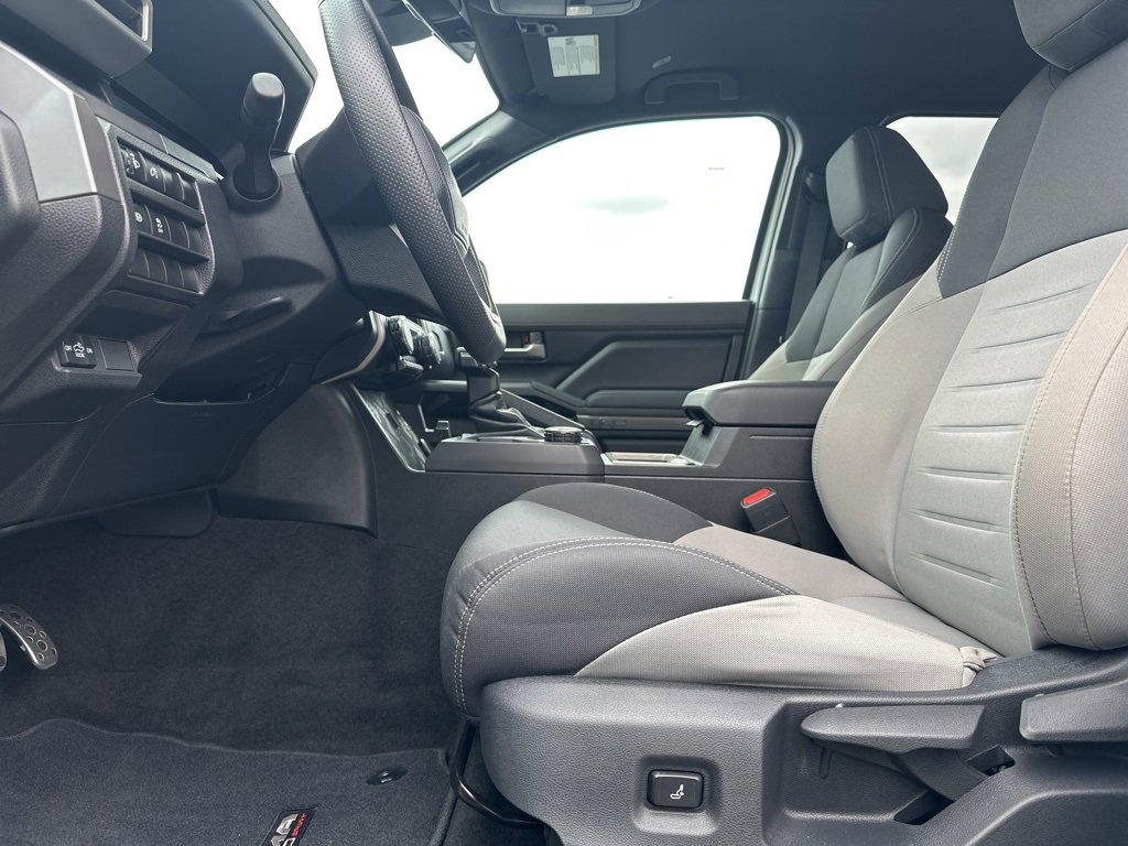 Used 2024 Toyota Tacoma TRD Sport image 23