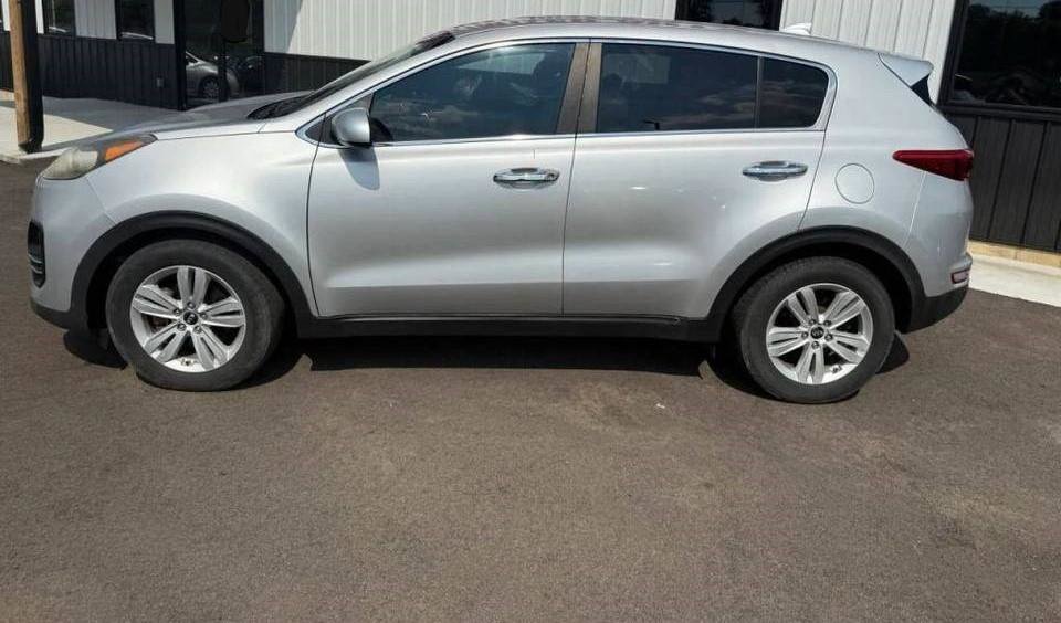 Used 2017 Kia Sportage LX FWD image 5
