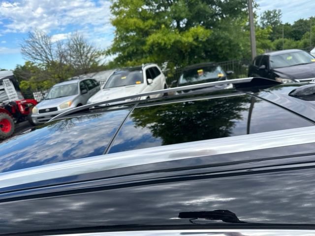 Used 2015 Cadillac SRX Luxury w/ Driver Awareness Package FWD image 8