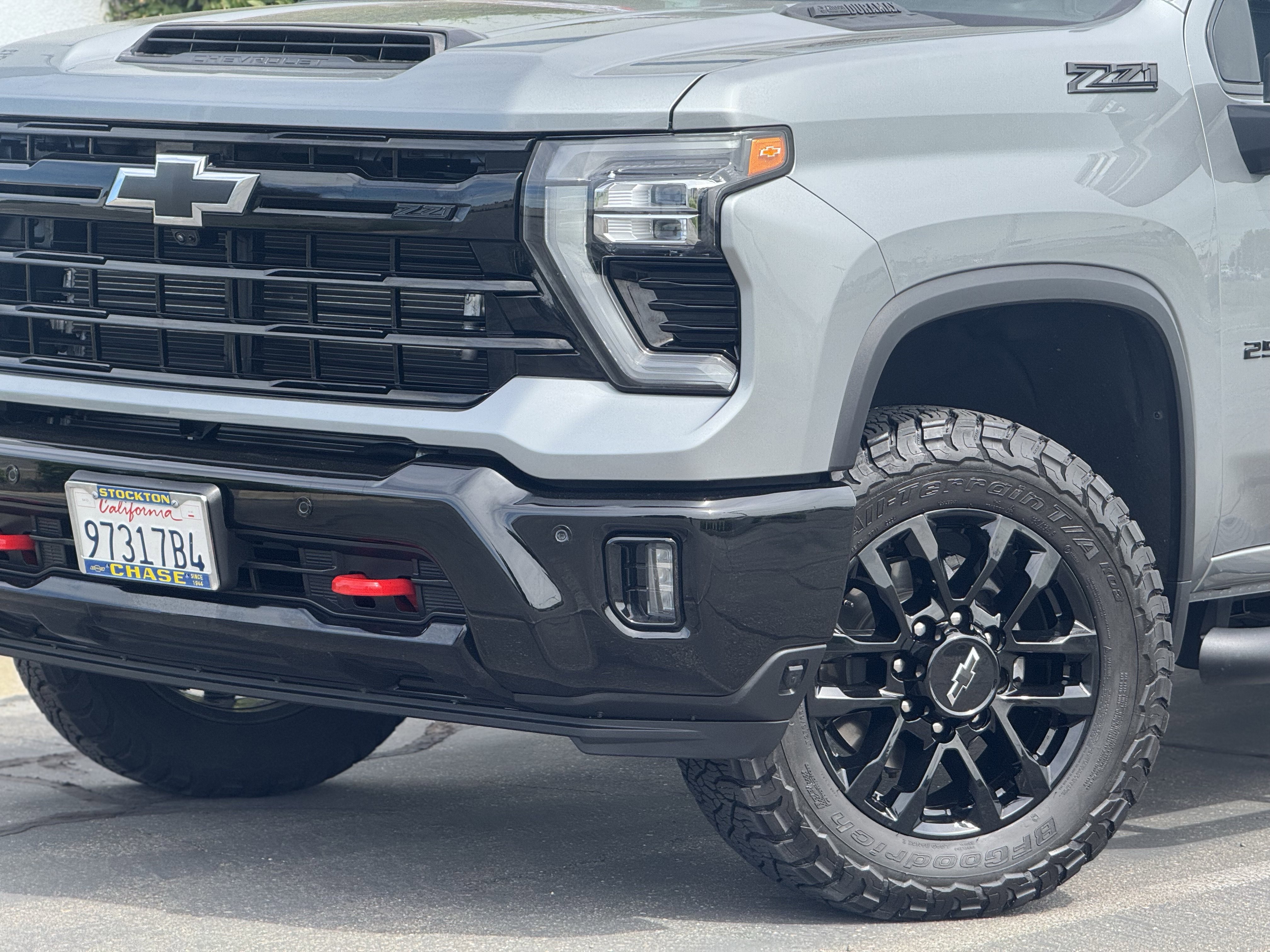 Used 2025 Chevrolet Silverado 2500 LT w/ Trail Boss Package image 3