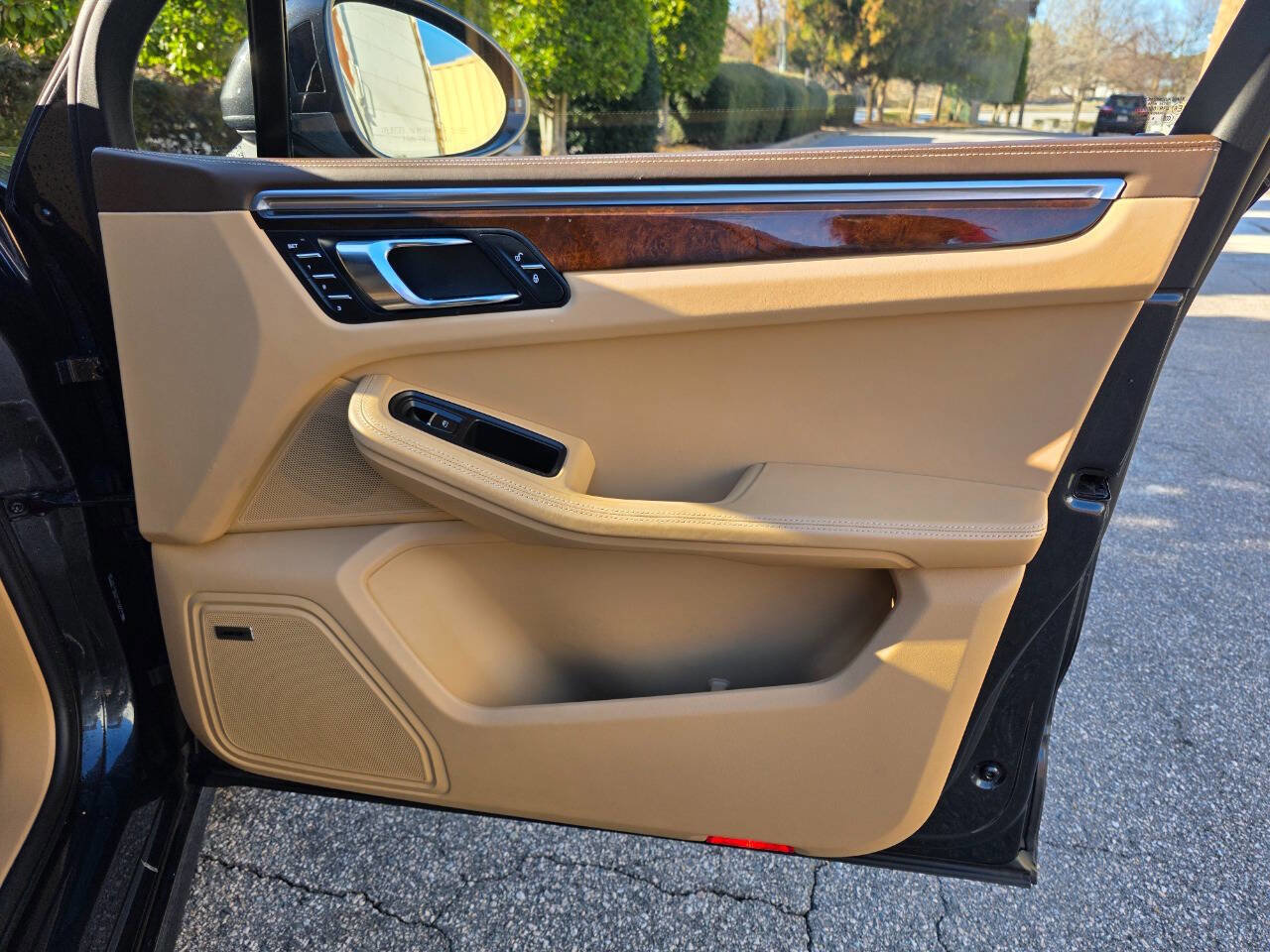 Used 2017 Porsche Macan GTS image 39