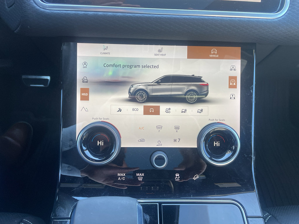 Used 2023 Land Rover Range Rover Velar R-Dynamic S image 20