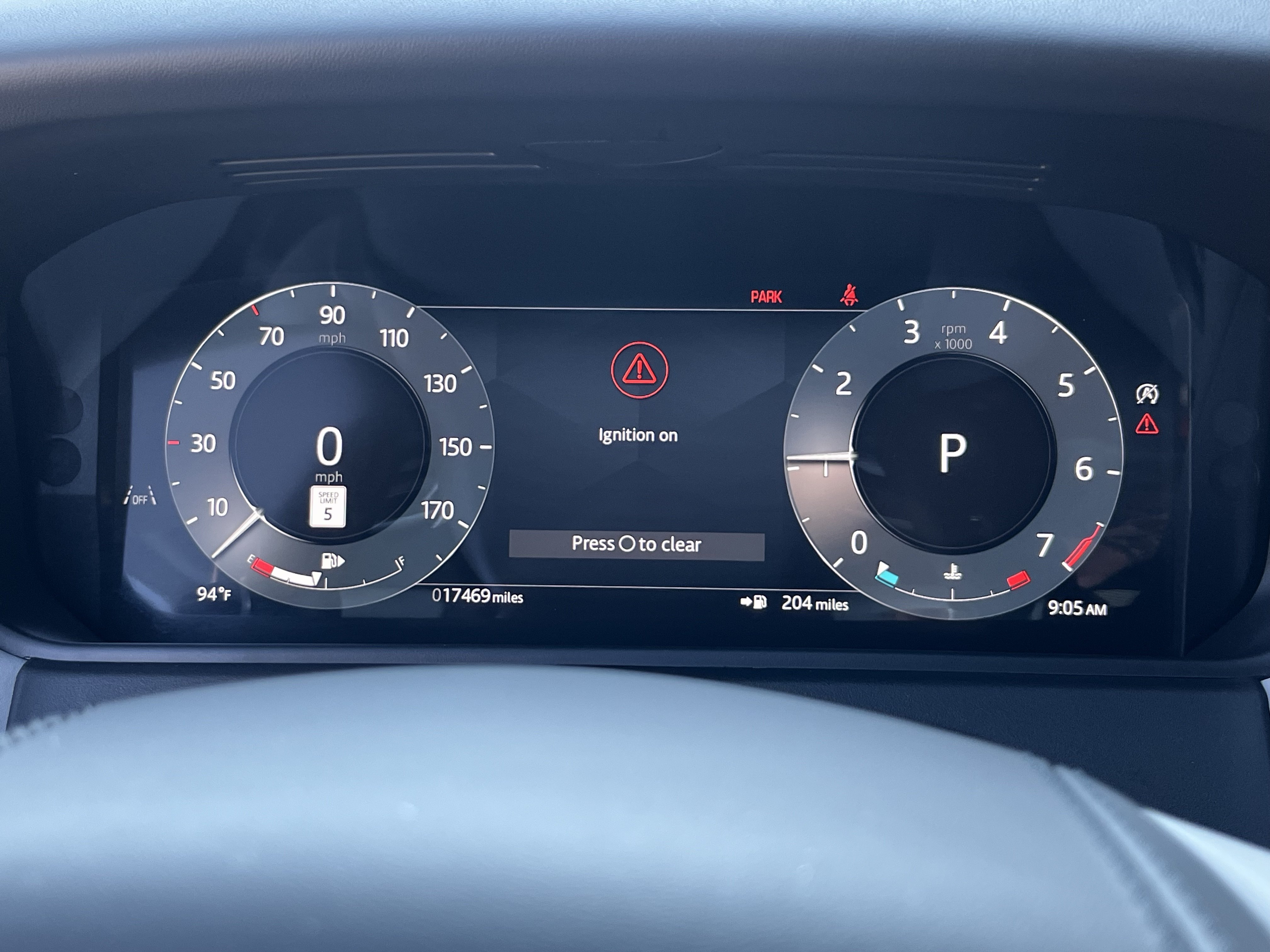 Certified 2026 Land Rover Range Rover Velar Dynamic SE AWD/4WD image 22
