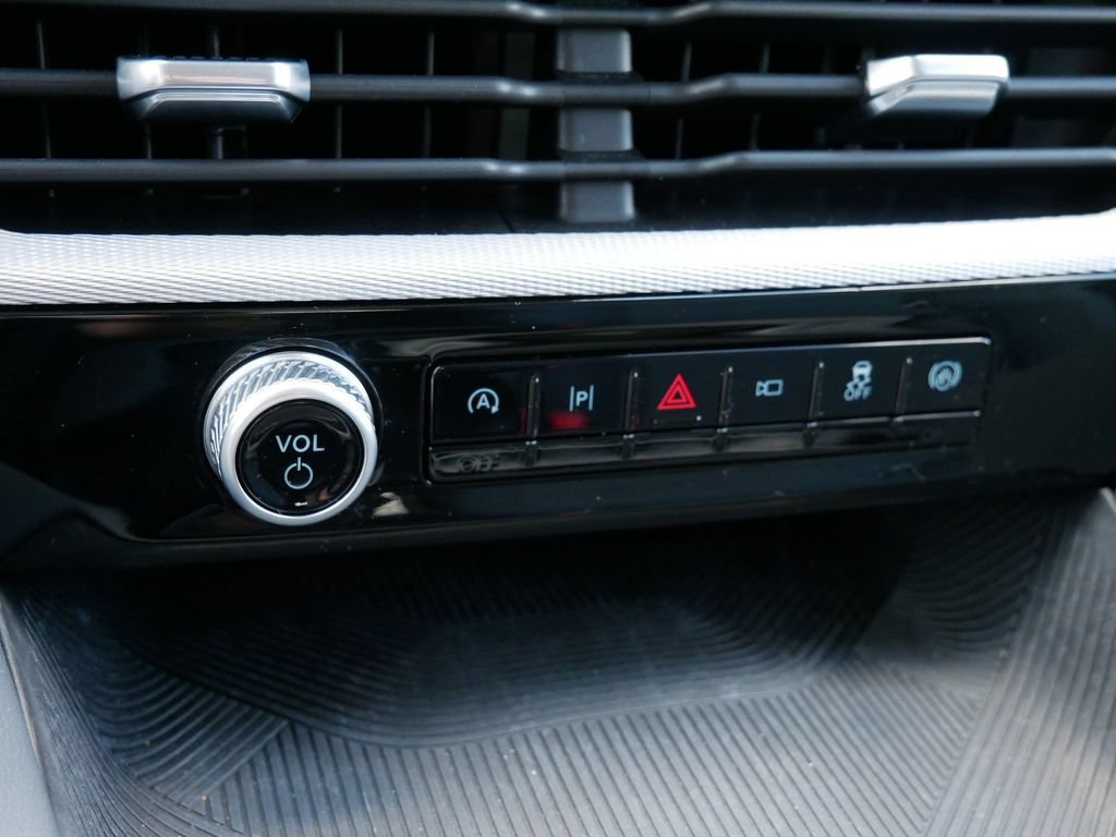 New 2026 Ford Explorer Active AWD/4WD image 23