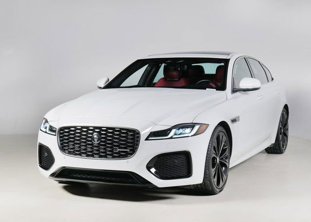 Used 2024 Jaguar XF R-Dynamic SE image 1