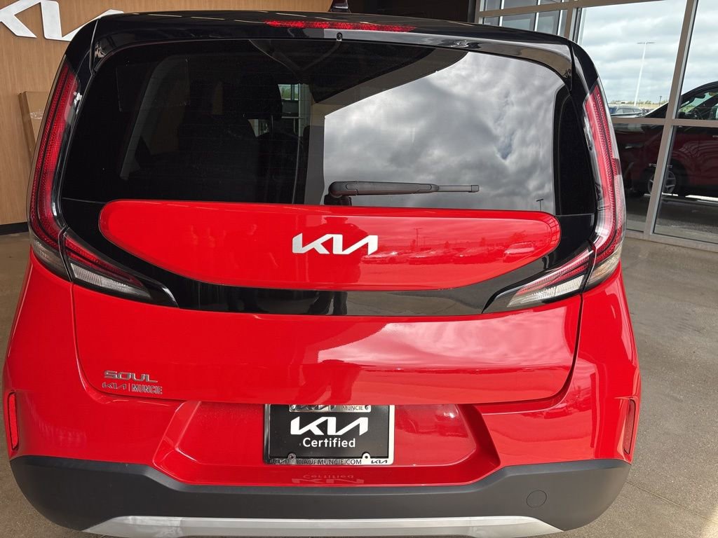 Certified 2024 Kia Soul LX w/ Option Group 015 FWD image 12