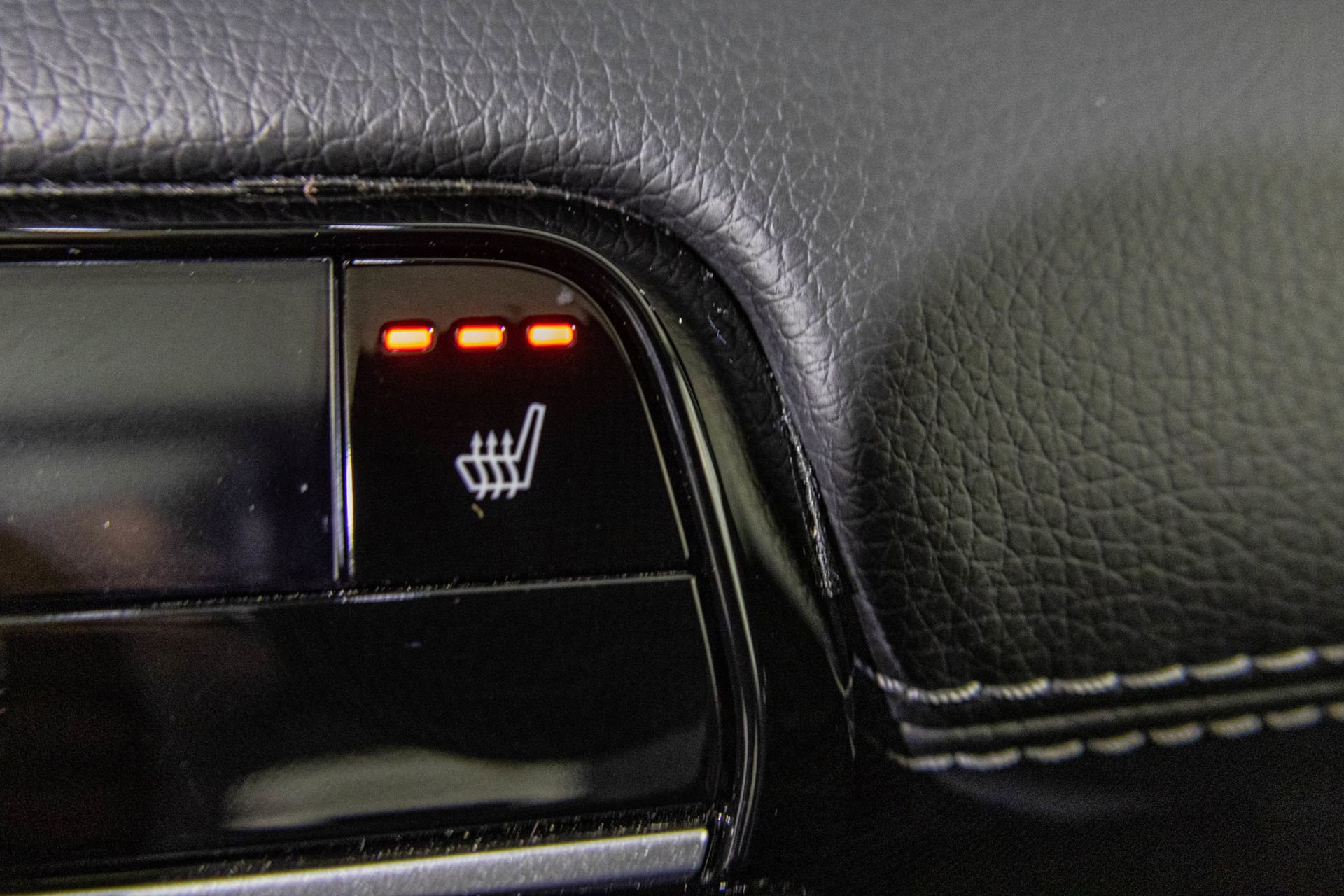 Used 2025 Honda Pilot Touring image 12