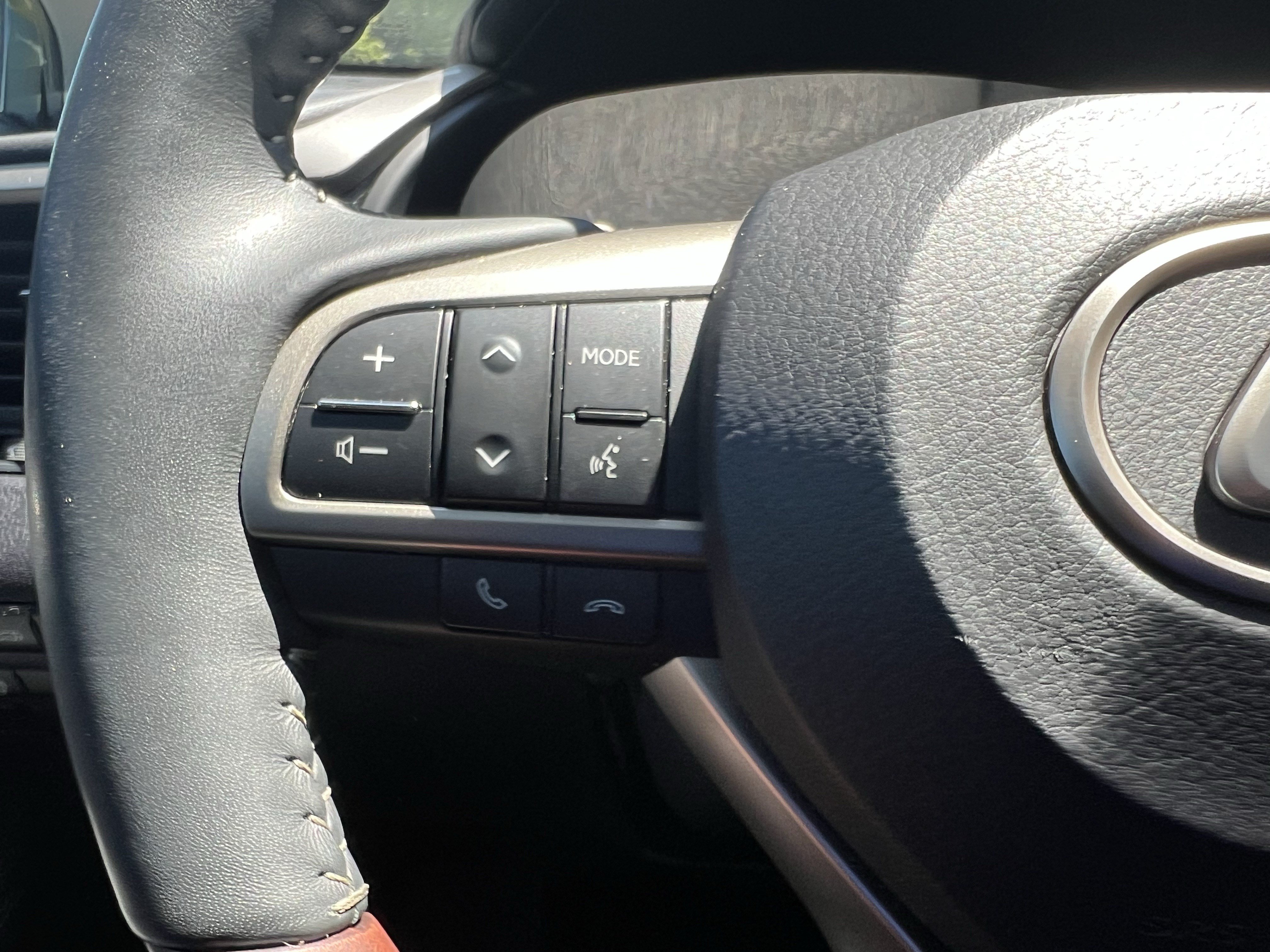 Used 2022 Lexus RX 350 FWD w/ Premium Package image 19
