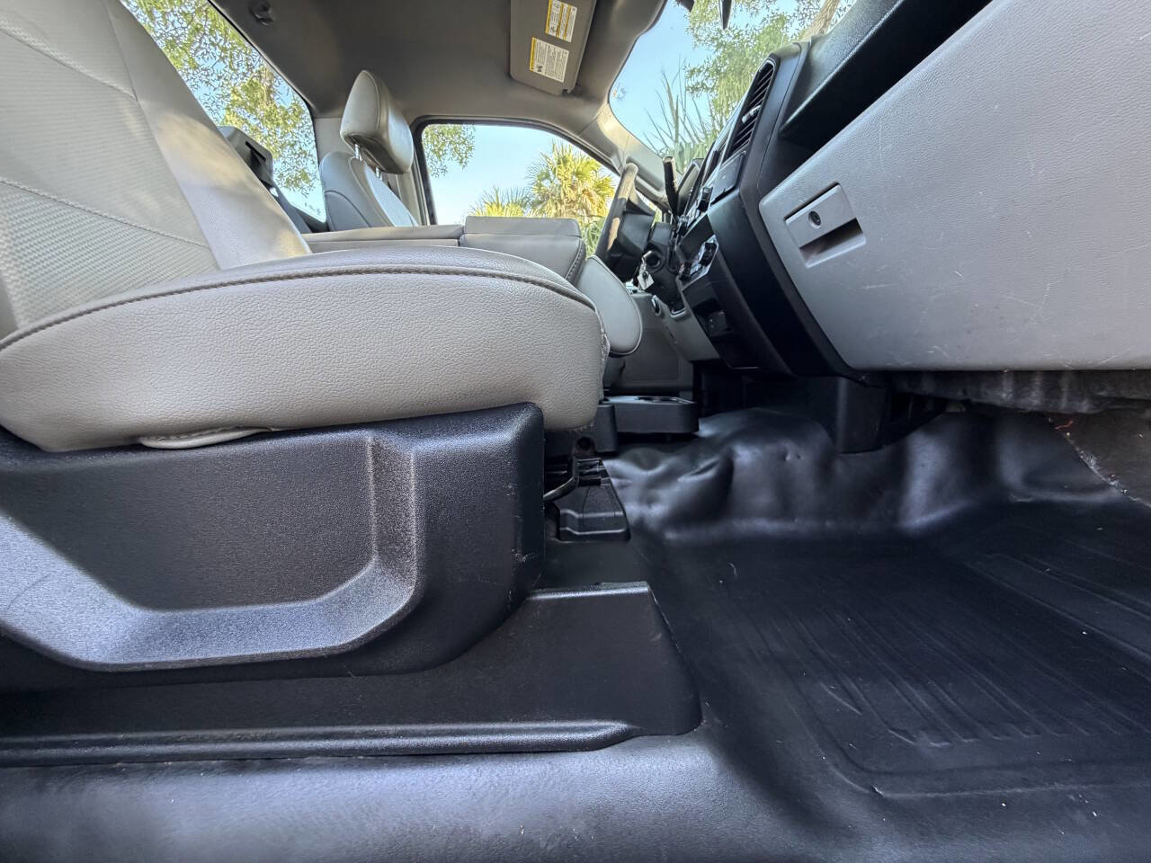 Used 2019 Ford F150 XL w/ Trailer Tow Package image 13