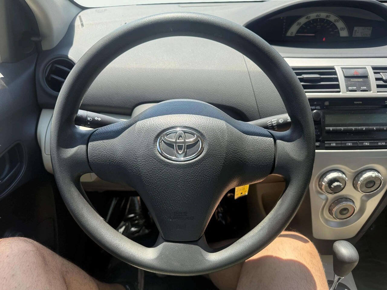 Used 2008 Toyota Yaris S FWD image 16