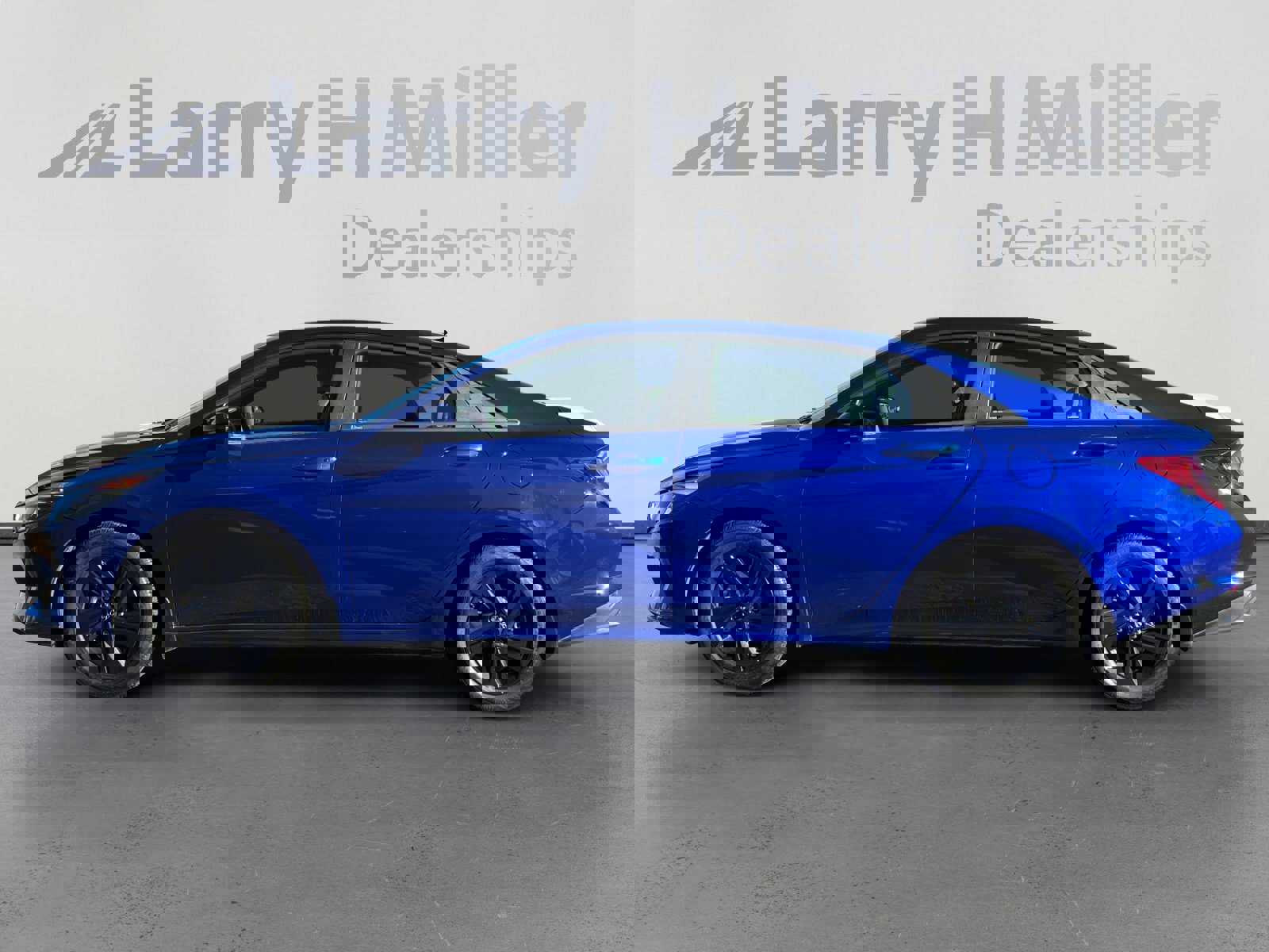 Used 2022 Hyundai Elantra SEL image 3