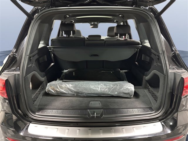 Used 2025 Mercedes-Benz GLB 35 AMG 4MATIC image 11